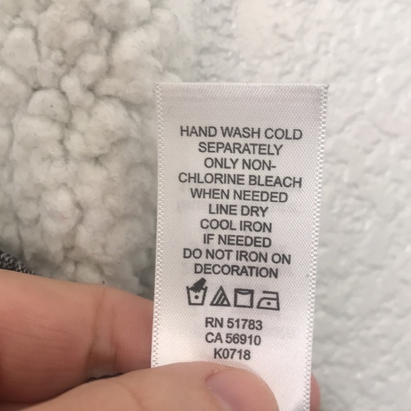 Donated Maurices Floral Sherpa Open Cardigan EUC Size Small - Picture 6 of 13